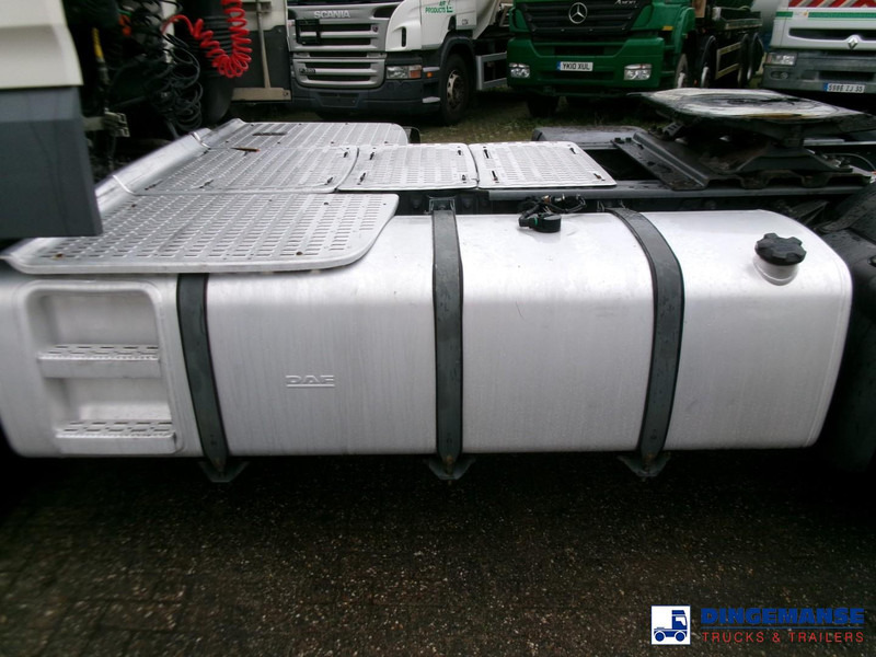 DAF XF 460 4x2 Euro 6 - Nyergesvontató: 5 kép. DAF XF 460 4x2 Euro 6 - Nyergesvontató: 5 kép.