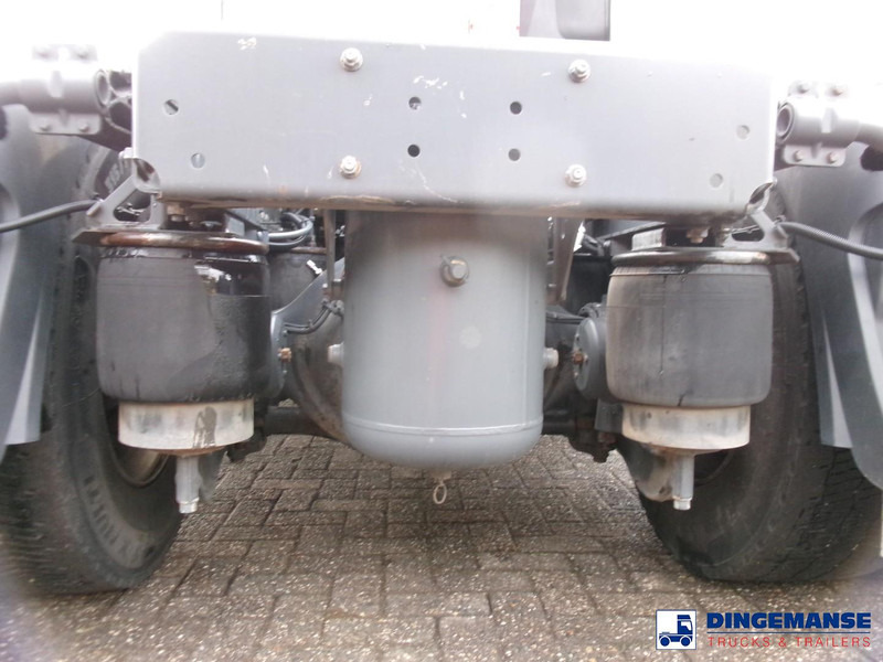 DAF XF 460 4x2 Euro 6 + Hydraulics - Nyergesvontató: 5 kép. DAF XF 460 4x2 Euro 6 + Hydraulics - Nyergesvontató: 5 kép.