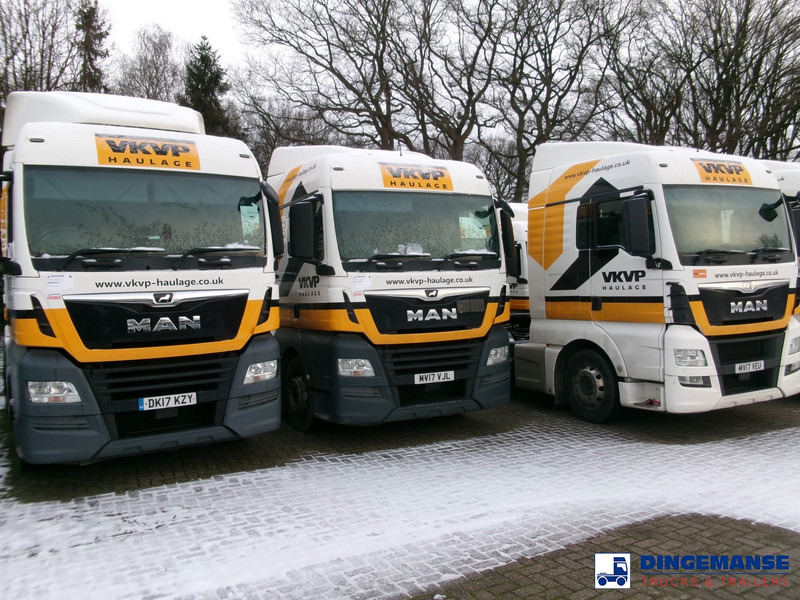 MAN TGX 26.460 6X2 RHD Euro 6 - Nyergesvontató: 5 kép. MAN TGX 26.460 6X2 RHD Euro 6 - Nyergesvontató: 5 kép.