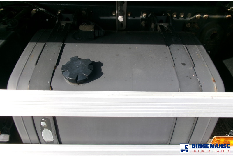 Tartályos teherautó Renault Premium 300 4x2 fuel tank 14.2 m3 / 4 comp: 8 kép.