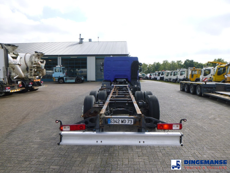 Renault Premium 320 dxi 6x2 chassis ADR - Tartályos teherautó: 5 kép. Renault Premium 320 dxi 6x2 chassis ADR - Tartályos teherautó: 5 kép.