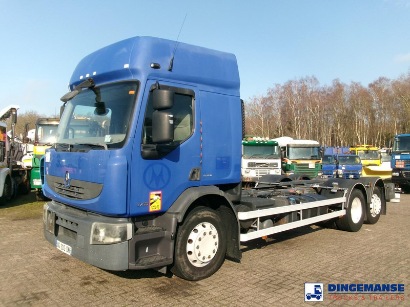 Renault Premium 370 6x2 chassis - Alvaz teherautó: 1 kép. Renault Premium 370 6x2 chassis - Alvaz teherautó: 1 kép.
