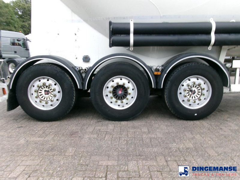 SPITZER Powder tank alu 37 m3 / 1 comp - Tartályos félpótkocsi: 5 kép. SPITZER Powder tank alu 37 m3 / 1 comp - Tartályos félpótkocsi: 5 kép.