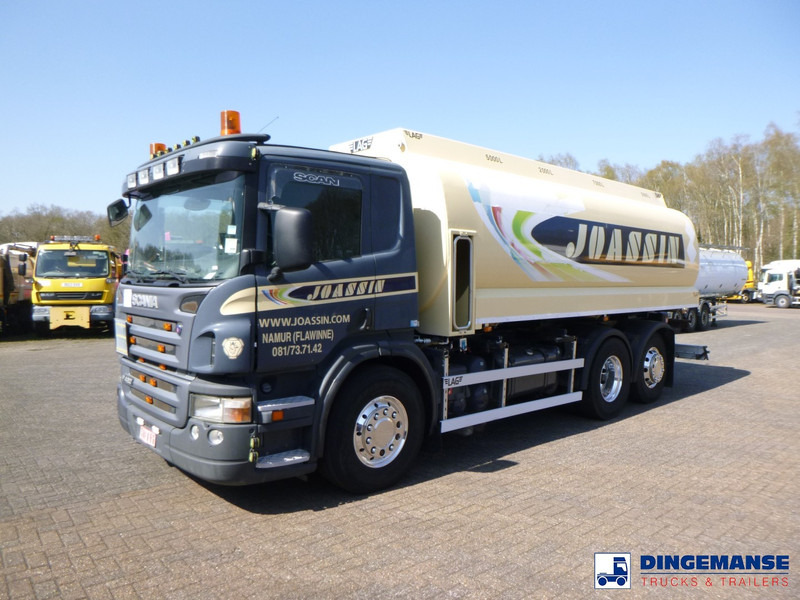 Scania P 420 6x2 fuel tank 20.6 m3 / 4 comp - Tartályos teherautó: 1 kép. Scania P 420 6x2 fuel tank 20.6 m3 / 4 comp - Tartályos teherautó: 1 kép.