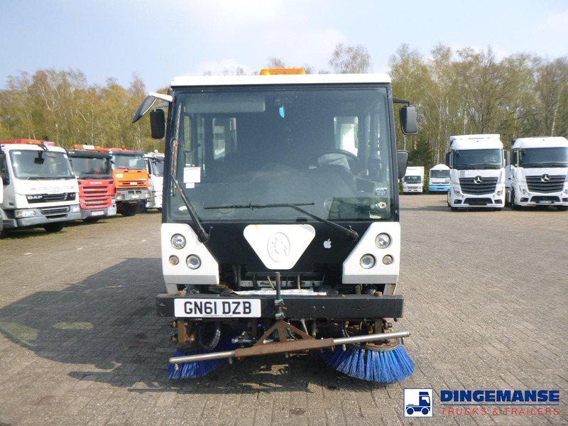 Scarab Minor Euro 5 street sweeper - Utcaseprő gép: 5 kép. Scarab Minor Euro 5 street sweeper - Utcaseprő gép: 5 kép.