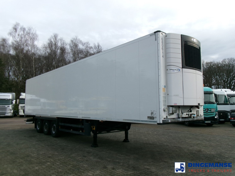 Schmitz Cargobull Frigo trailer + Carrier Vector 1350 - Félpótkocsi hűtős: 2 kép. Schmitz Cargobull Frigo trailer + Carrier Vector 1350 - Félpótkocsi hűtős: 2 kép.