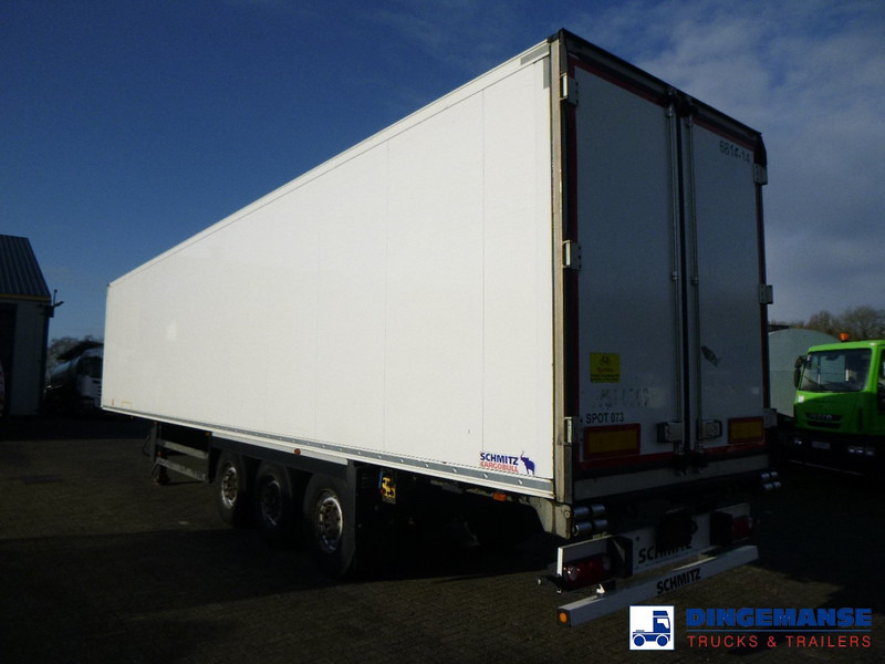 Schmitz Cargobull Frigo trailer + Carrier Vector 1350 - Félpótkocsi hűtős: 3 kép. Schmitz Cargobull Frigo trailer + Carrier Vector 1350 - Félpótkocsi hűtős: 3 kép.
