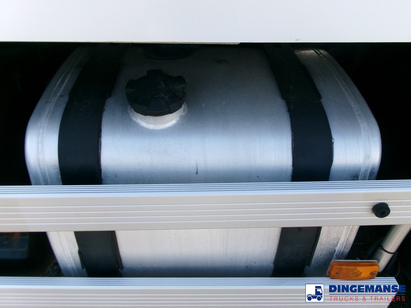 Tartályos teherautó Volvo FE 260 4x2 dxi fuel tank 13.3 m3 / 4 comp / ADR 21-06-2024: 9 kép.