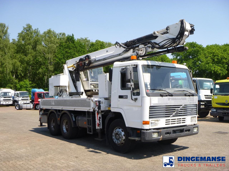 Volvo FL10 6x4 + Palfinger PK680TK - Darus autó: 2 kép. Volvo FL10 6x4 + Palfinger PK680TK - Darus autó: 2 kép.