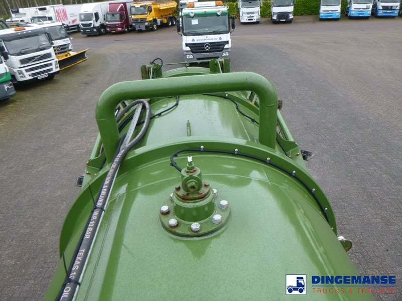 Szippantós autó Volvo FM7 290 6X4 RHD vacuum tank 13.7 m3: 16 kép.
