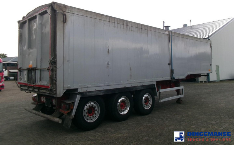 WILCOX Tipper trailer alu 52 m3 + tarpaulin - Félpótkocsi billenőplatós: 4 kép. WILCOX Tipper trailer alu 52 m3 + tarpaulin - Félpótkocsi billenőplatós: 4 kép.