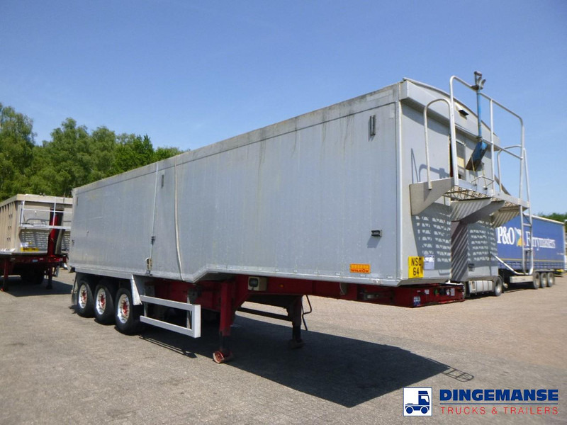 WILCOX Tipper trailer alu 55 m3 + tarpaulin - Félpótkocsi billenőplatós: 2 kép. WILCOX Tipper trailer alu 55 m3 + tarpaulin - Félpótkocsi billenőplatós: 2 kép.