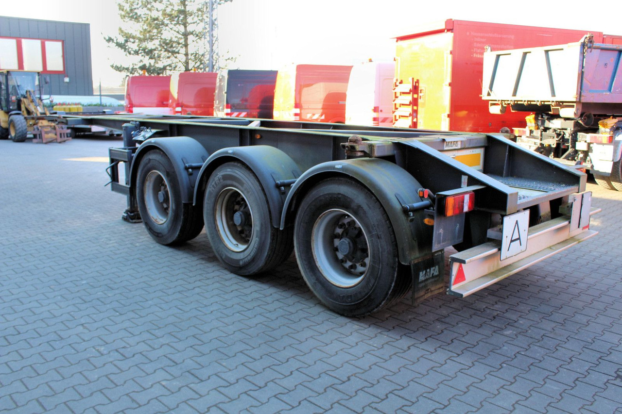 3-Achs MAFA BDF Wechsel Container ADR/GGVS - Félpótkocsi cserefelépítményes: 3 kép. 3-Achs MAFA BDF Wechsel Container ADR/GGVS - Félpótkocsi cserefelépítményes: 3 kép.