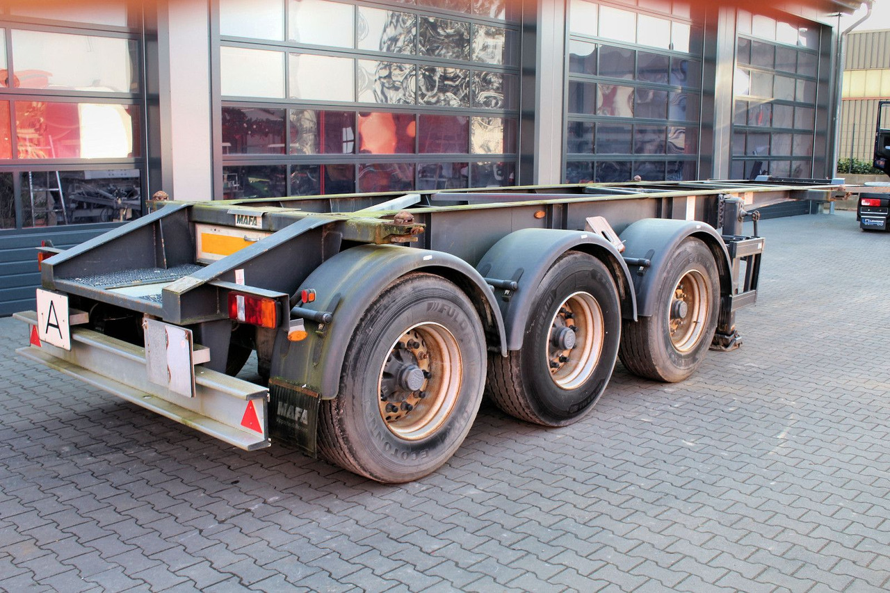 3-Achs MAFA BDF Wechsel Container ADR/GGVS - Félpótkocsi cserefelépítményes: 4 kép. 3-Achs MAFA BDF Wechsel Container ADR/GGVS - Félpótkocsi cserefelépítményes: 4 kép.