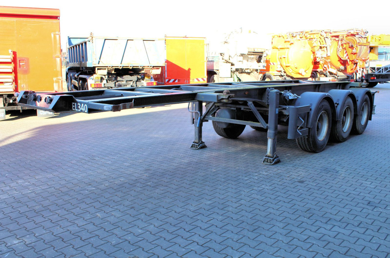 3-Achs MAFA BDF Wechsel Container ADR/GGVS - Félpótkocsi cserefelépítményes: 2 kép. 3-Achs MAFA BDF Wechsel Container ADR/GGVS - Félpótkocsi cserefelépítményes: 2 kép.