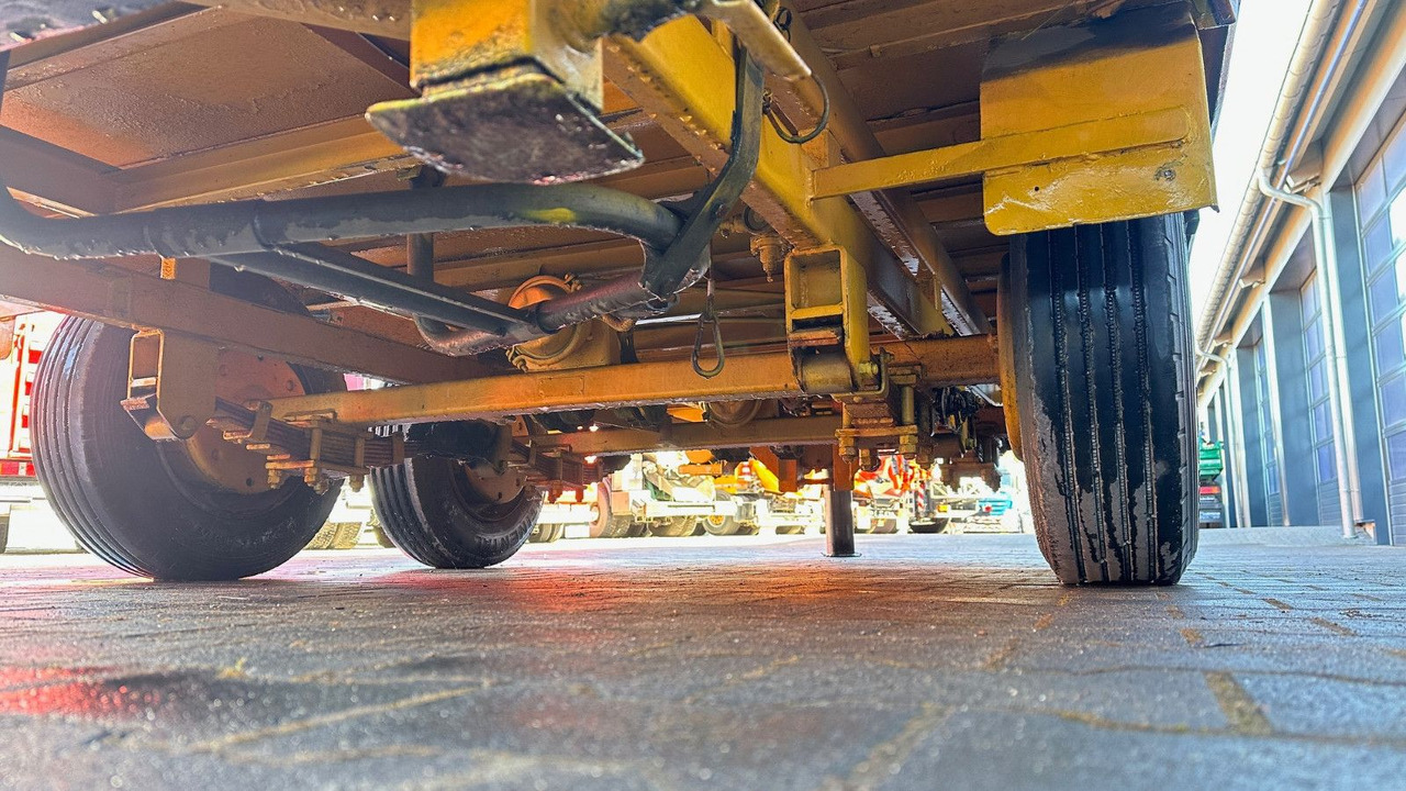 Blomenröhr 2-Achs Plattform SDAH 8,5T - Platós pótkocsi: 5 kép. Blomenröhr 2-Achs Plattform SDAH 8,5T - Platós pótkocsi: 5 kép.