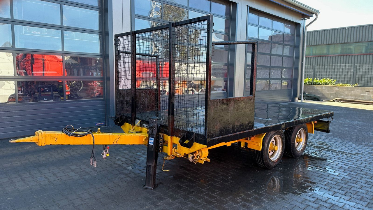 Blomenröhr 2-Achs Plattform SDAH 8,5T - Platós pótkocsi: 1 kép. Blomenröhr 2-Achs Plattform SDAH 8,5T - Platós pótkocsi: 1 kép.