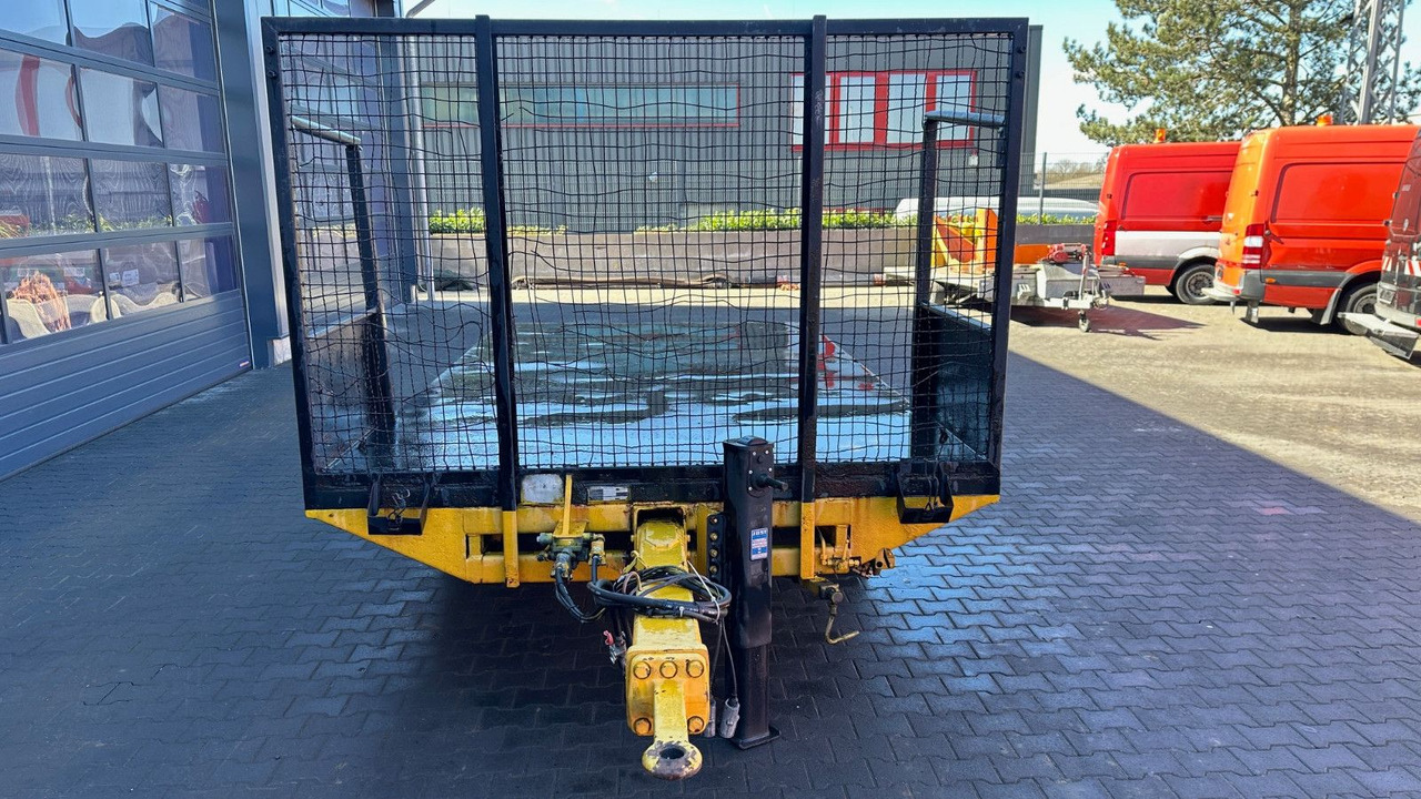 Blomenröhr 2-Achs Plattform SDAH 8,5T - Platós pótkocsi: 4 kép. Blomenröhr 2-Achs Plattform SDAH 8,5T - Platós pótkocsi: 4 kép.