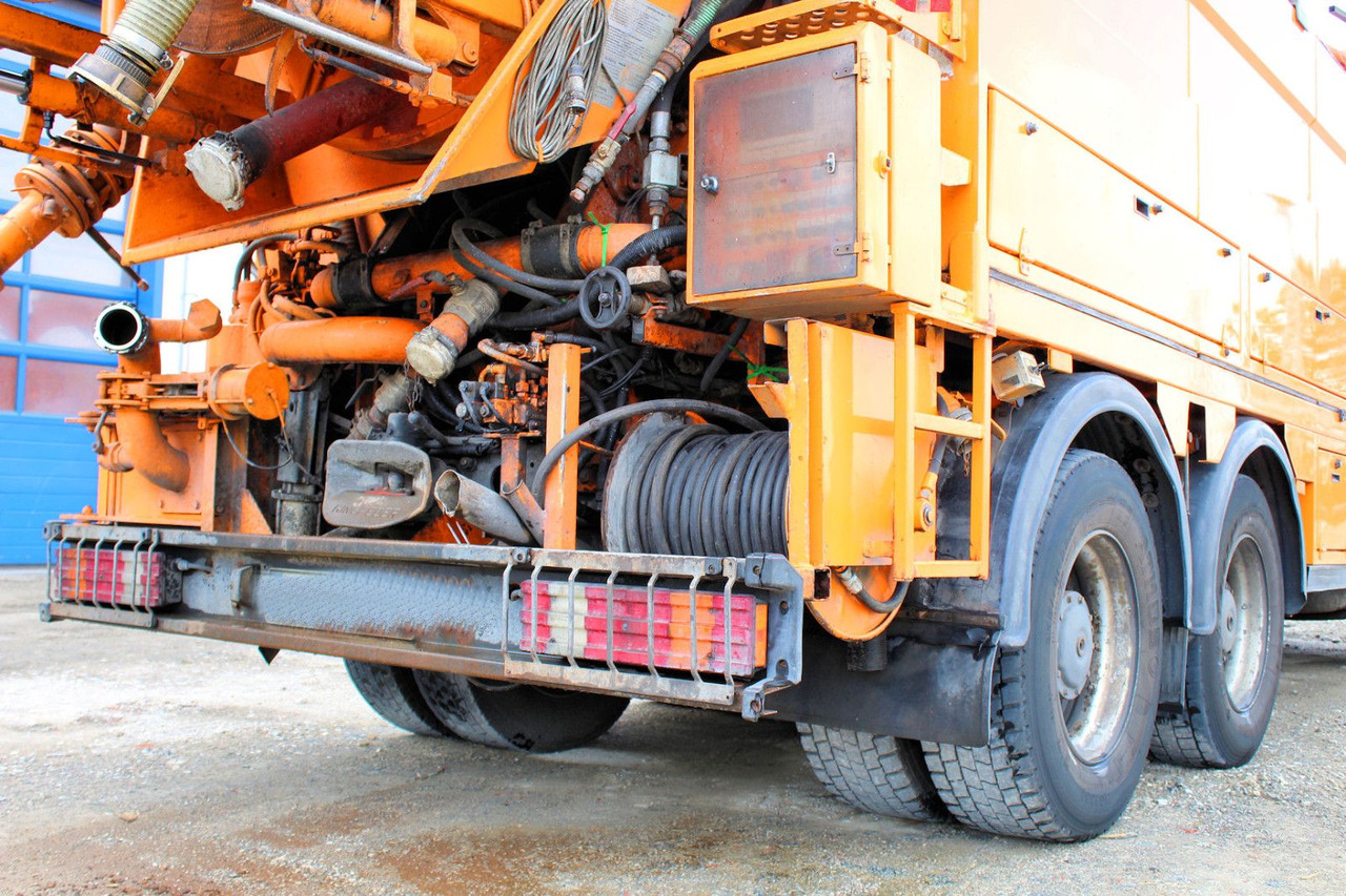 Mercedes-Benz Actros 2653 V8 6x4 Blatt-Luft EPS *clutch* - Alvaz teherautó: 4 kép. Mercedes-Benz Actros 2653 V8 6x4 Blatt-Luft EPS *clutch* - Alvaz teherautó: 4 kép.