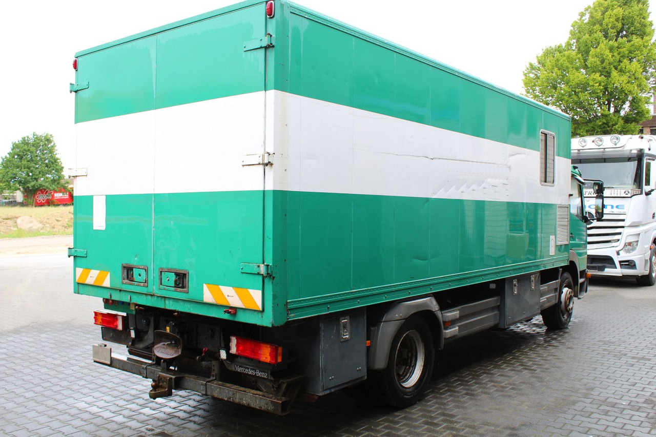 Mercedes-Benz Atego 1523 4x2 Koffer +AHK kein 1517 1518 1528 - Dobozos felépítményű teherautó: 4 kép. Mercedes-Benz Atego 1523 4x2 Koffer +AHK kein 1517 1518 1528 - Dobozos felépítményű teherautó: 4 kép.