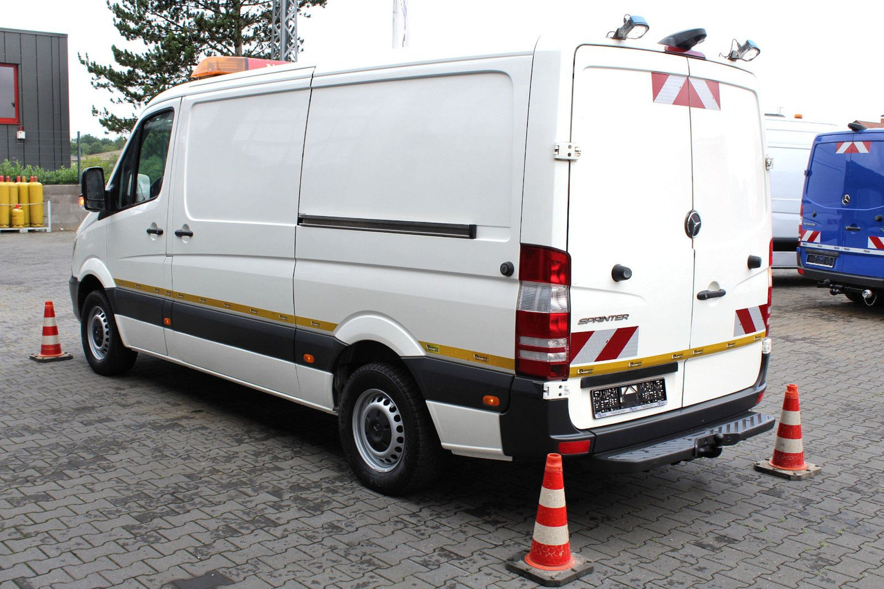 Mercedes-Benz Sprinter 316 CDI + Leistikow 1m³ HD-Spüler 3,5t - Szippantós autó: 3 kép. Mercedes-Benz Sprinter 316 CDI + Leistikow 1m³ HD-Spüler 3,5t - Szippantós autó: 3 kép.