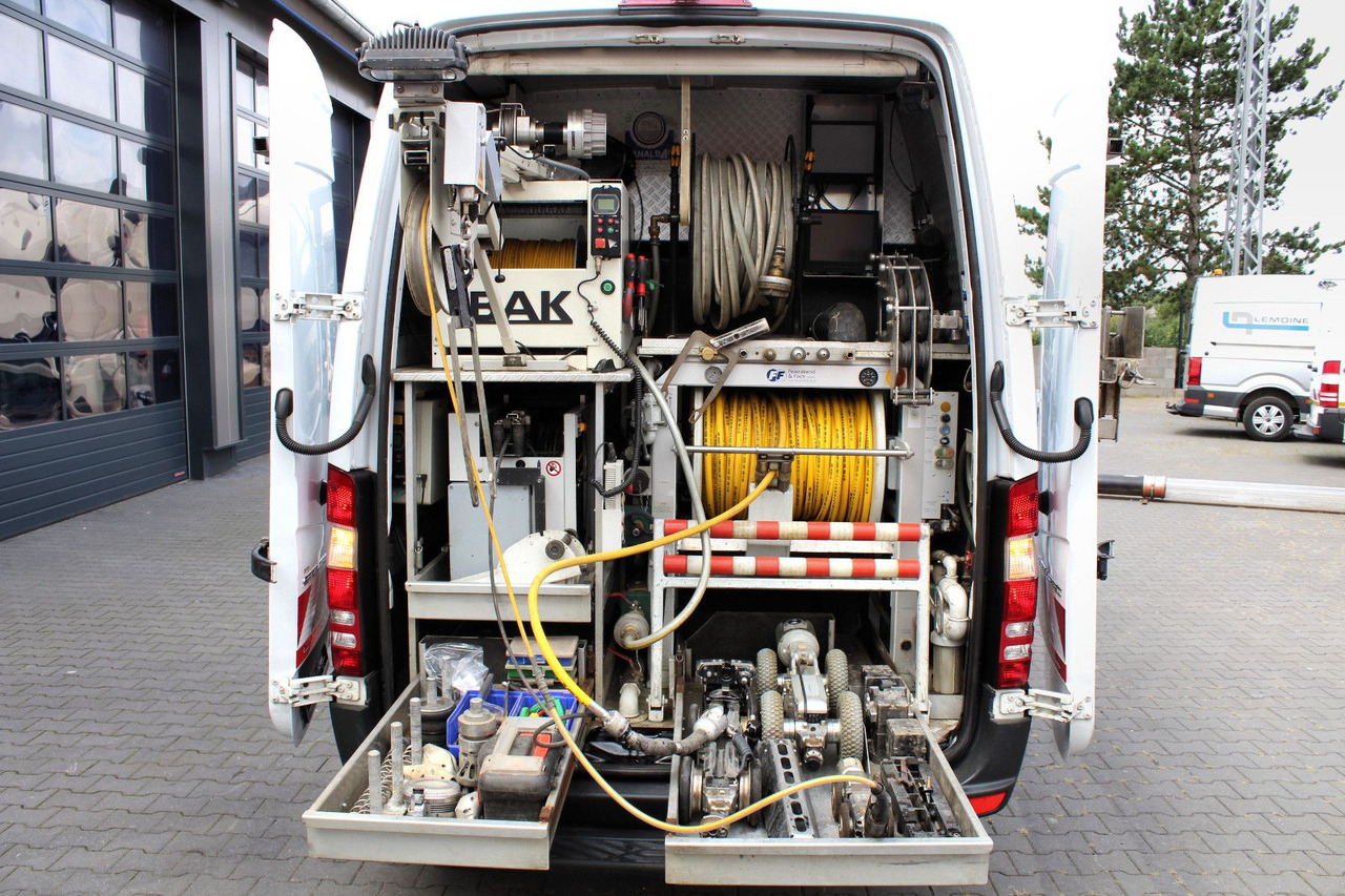 Mercedes-Benz Sprinter 516 CDI IBAK Kanal-TV+1m³ HD-Spüler +3D - Szippantós autó: 1 kép. Mercedes-Benz Sprinter 516 CDI IBAK Kanal-TV+1m³ HD-Spüler +3D - Szippantós autó: 1 kép.