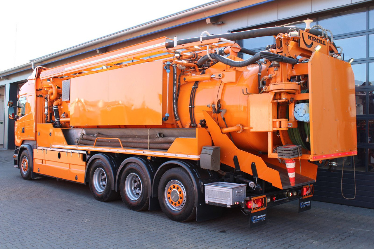 Scania R450 8x4 Kroll 19m³ Wasserrückgewinner Kombi-HD - Szippantós autó: 5 kép. Scania R450 8x4 Kroll 19m³ Wasserrückgewinner Kombi-HD - Szippantós autó: 5 kép.