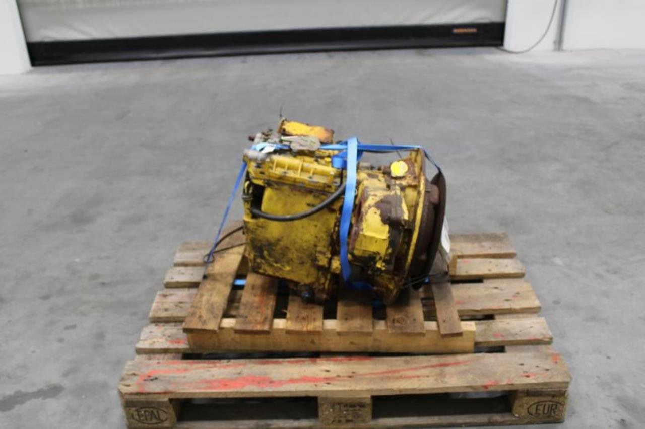 Borg Warner 1022 029 - Alkatrész - Anyagmozgató gép: 3 kép. Borg Warner 1022 029 - Alkatrész - Anyagmozgató gép: 3 kép.