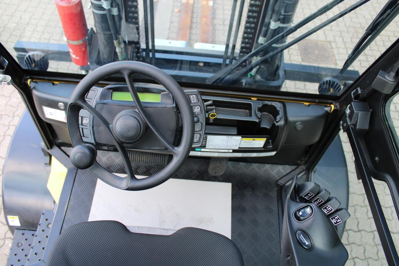 Hyster H8.0FTS - Dízel targonca: 4 kép. Hyster H8.0FTS - Dízel targonca: 4 kép.