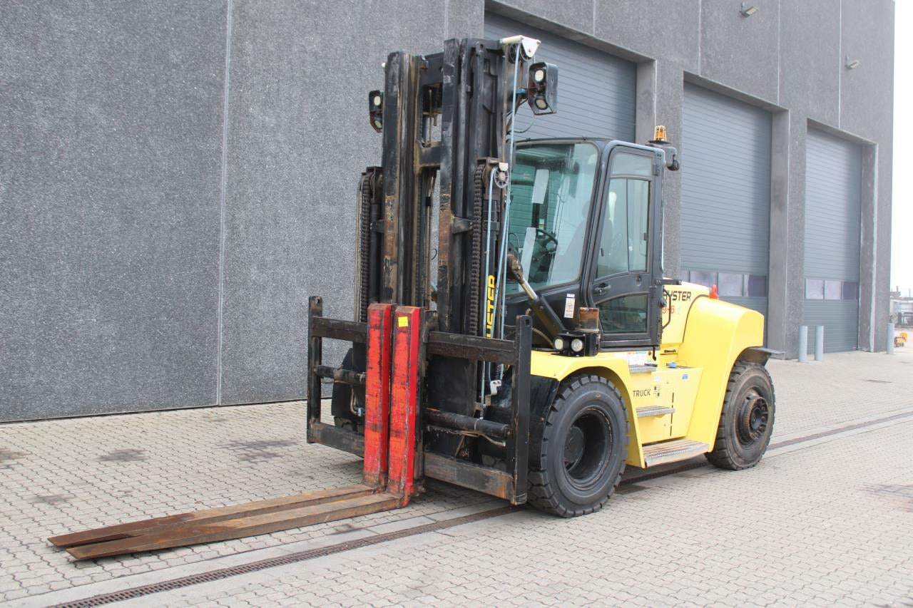 Hyster H9.00XM-6 - Dízel targonca: 2 kép. Hyster H9.00XM-6 - Dízel targonca: 2 kép.