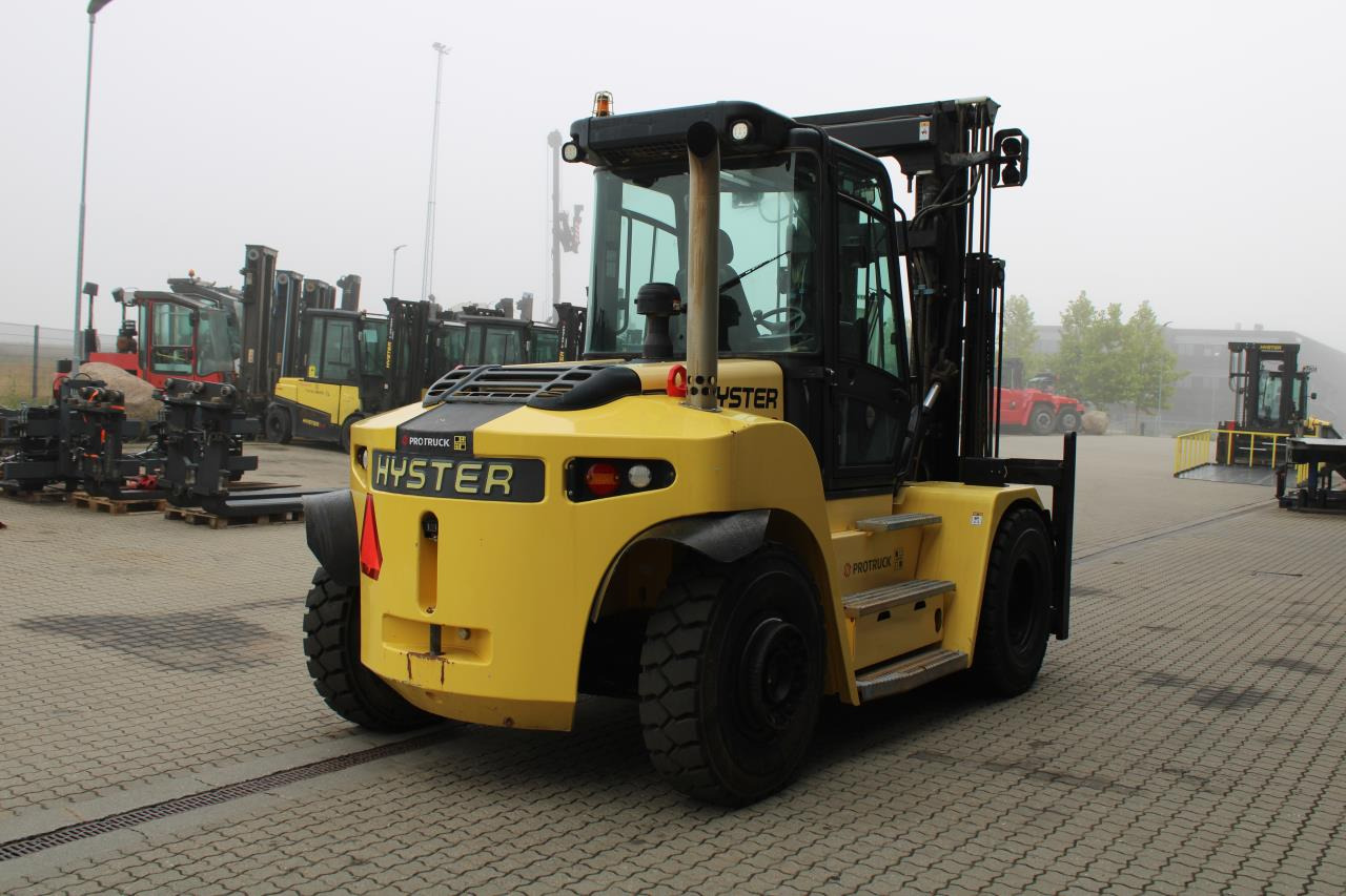Hyster H9.00XM-6 - Dízel targonca: 3 kép. Hyster H9.00XM-6 - Dízel targonca: 3 kép.