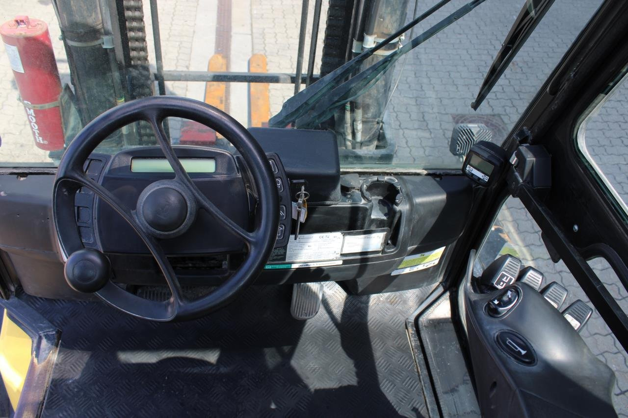 Hyster H9.0FT-6 FLK - Dízel targonca: 4 kép. Hyster H9.0FT-6 FLK - Dízel targonca: 4 kép.