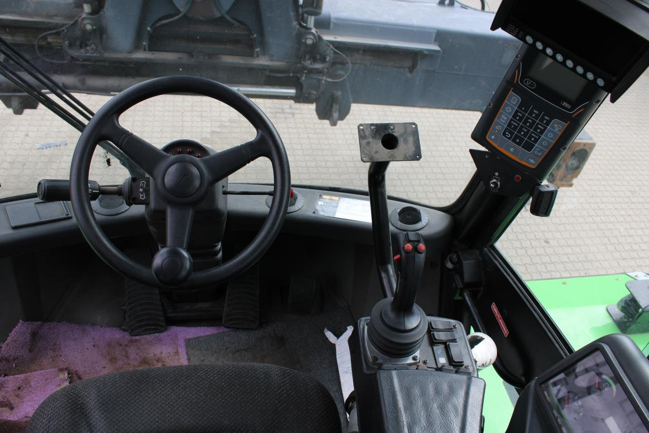 Hyster RS46-41L CH - Konténerrakodó: 4 kép. Hyster RS46-41L CH - Konténerrakodó: 4 kép.