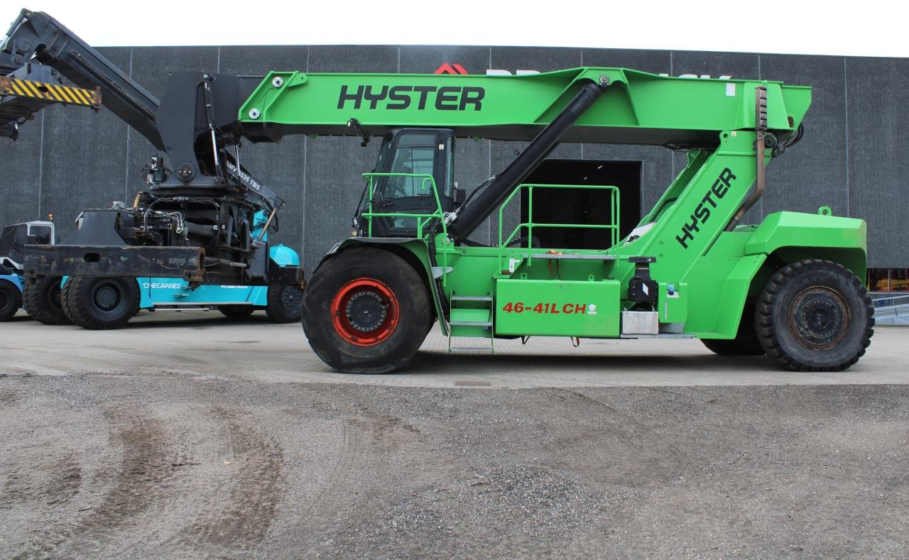 Hyster RS46-41L CH - Konténerrakodó: 1 kép. Hyster RS46-41L CH - Konténerrakodó: 1 kép.