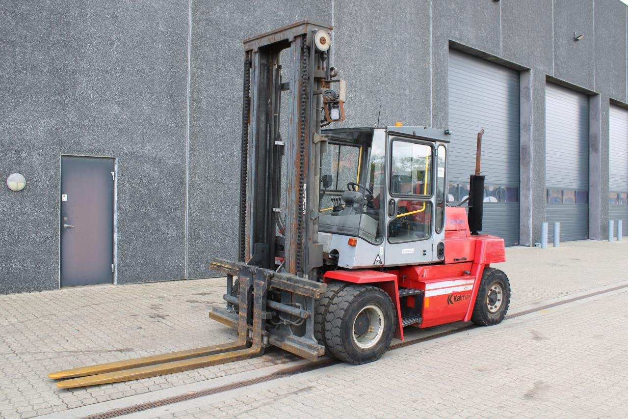 Kalmar DCD75-6 - Dízel targonca: 2 kép. Kalmar DCD75-6 - Dízel targonca: 2 kép.