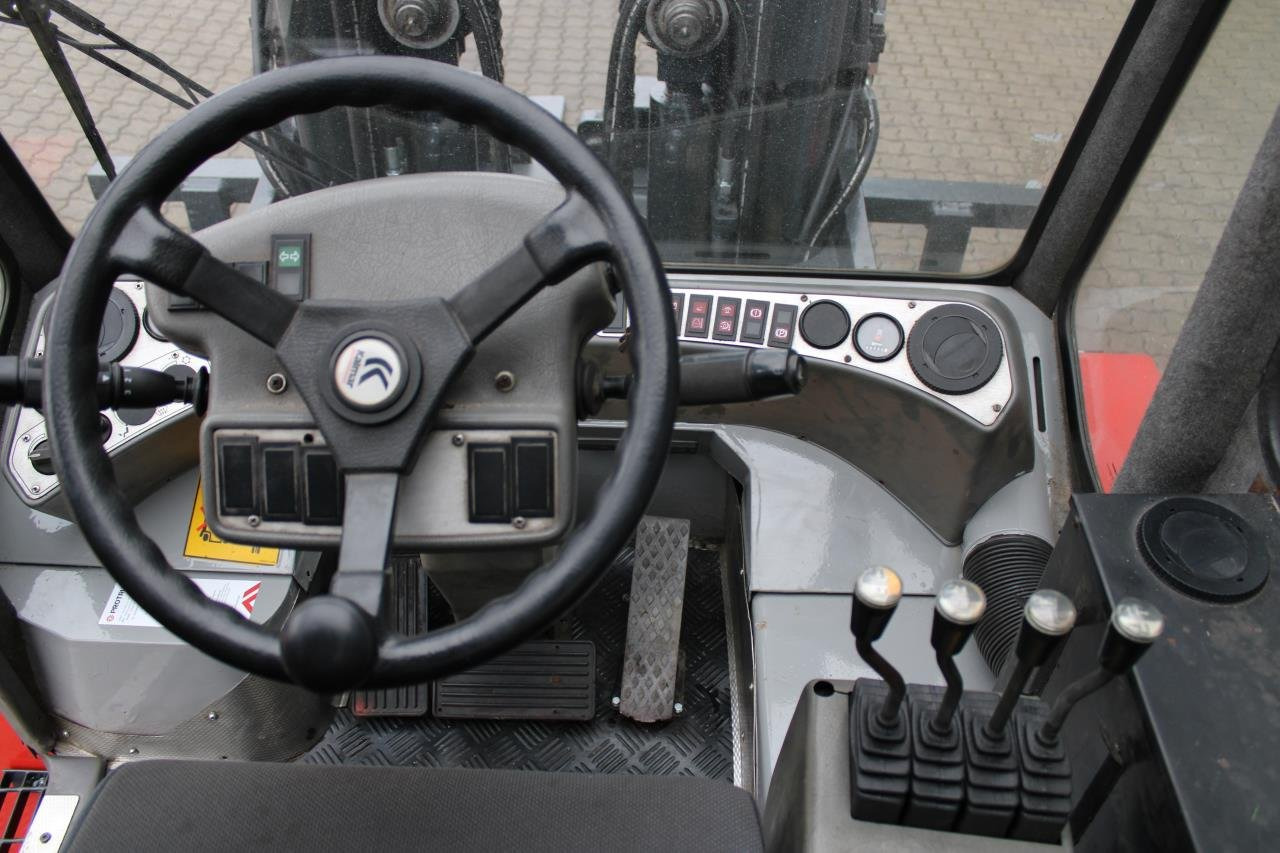 Kalmar DCD80-6LB - Dízel targonca: 4 kép. Kalmar DCD80-6LB - Dízel targonca: 4 kép.
