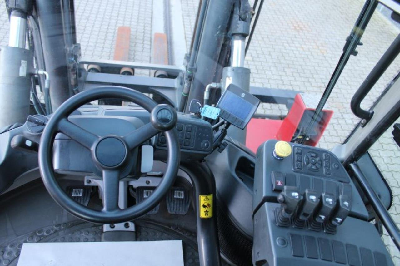 Kalmar DCG100-6 - Dízel targonca: 4 kép. Kalmar DCG100-6 - Dízel targonca: 4 kép.