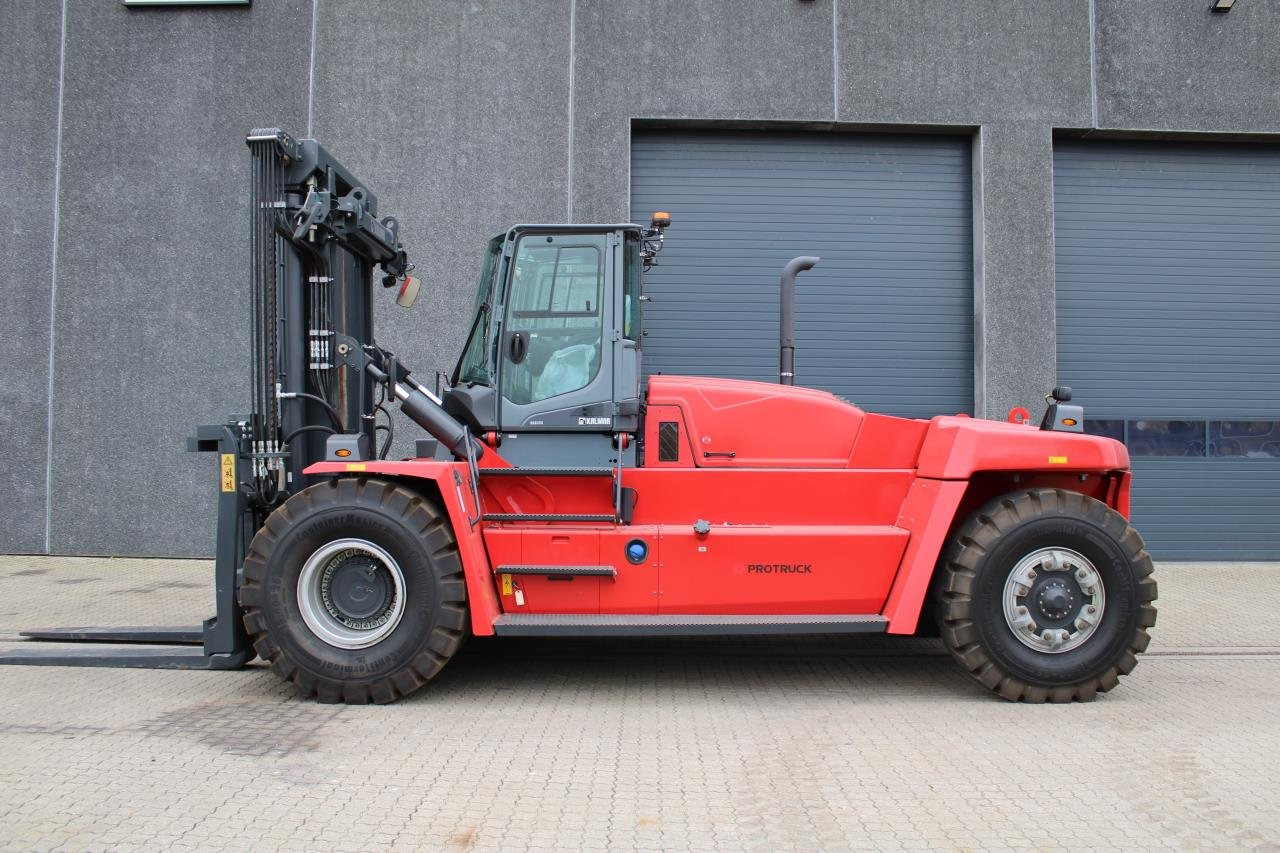 Kalmar DCG330-12 - Dízel targonca: 1 kép. Kalmar DCG330-12 - Dízel targonca: 1 kép.