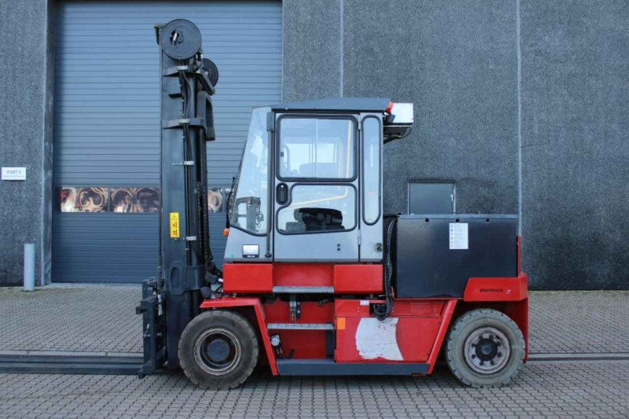 Kalmar ECD80-6 - Elektromos targonca: 1 kép. Kalmar ECD80-6 - Elektromos targonca: 1 kép.