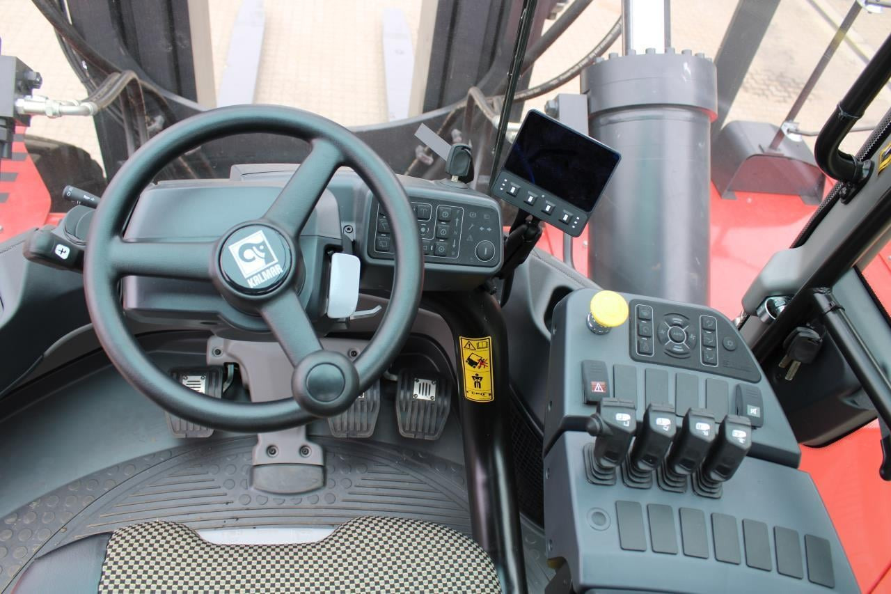 Kalmar KALMAR DCG850-12 - Dízel targonca: 4 kép. Kalmar KALMAR DCG850-12 - Dízel targonca: 4 kép.