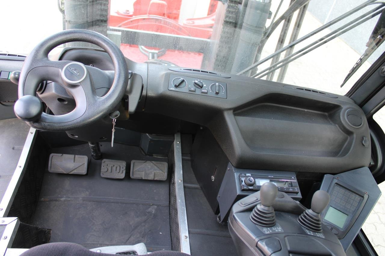 Linde H80 - Dízel targonca: 4 kép. Linde H80 - Dízel targonca: 4 kép.