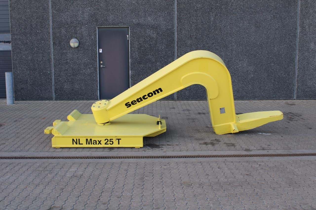 Seacom SEACOM GSH25 - Kikötői berendezés: 1 kép. Seacom SEACOM GSH25 - Kikötői berendezés: 1 kép.