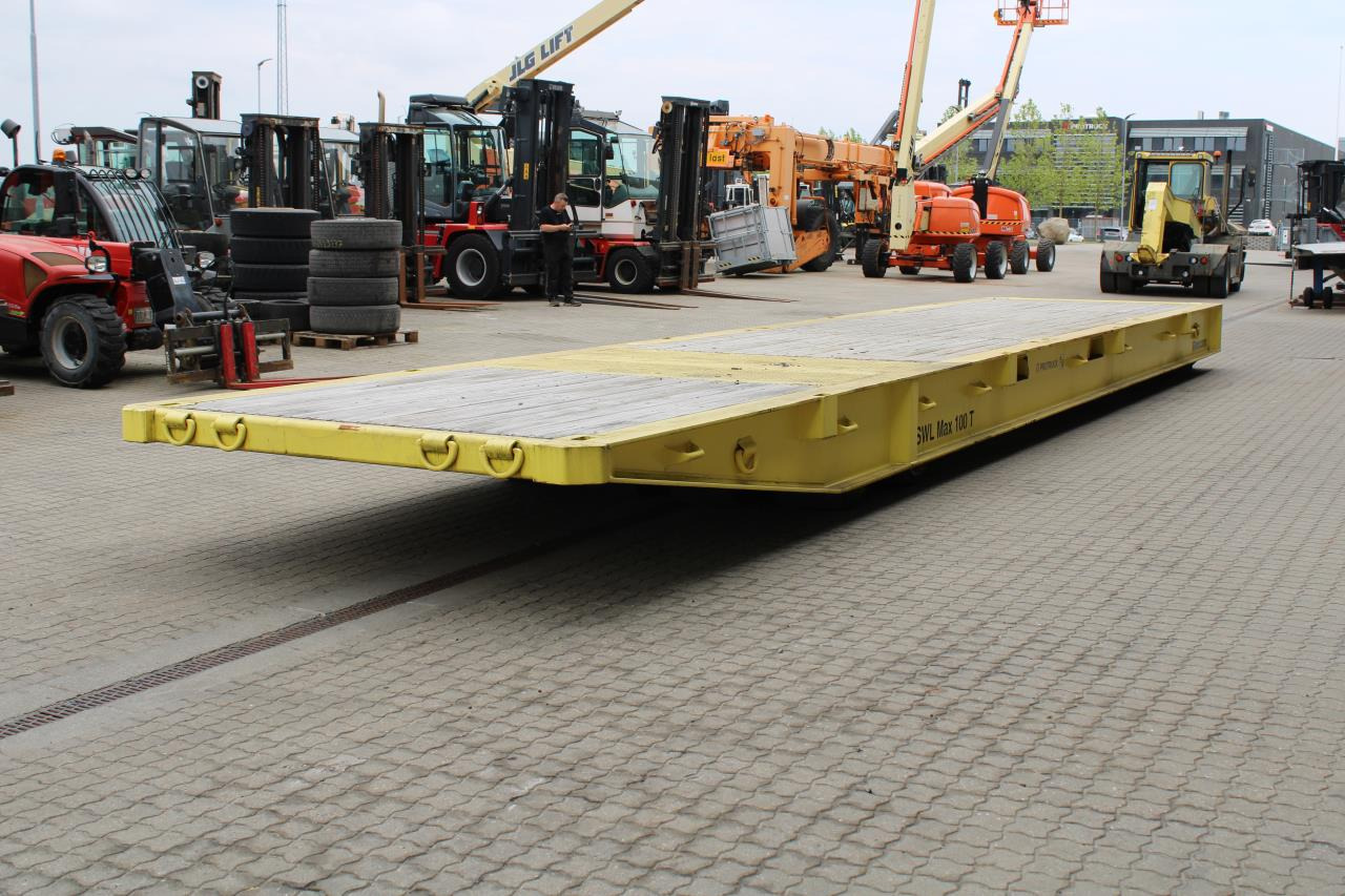 Seacom SEACOM RT40-100T - RoRo utánfutó: 2 kép. Seacom SEACOM RT40-100T - RoRo utánfutó: 2 kép.