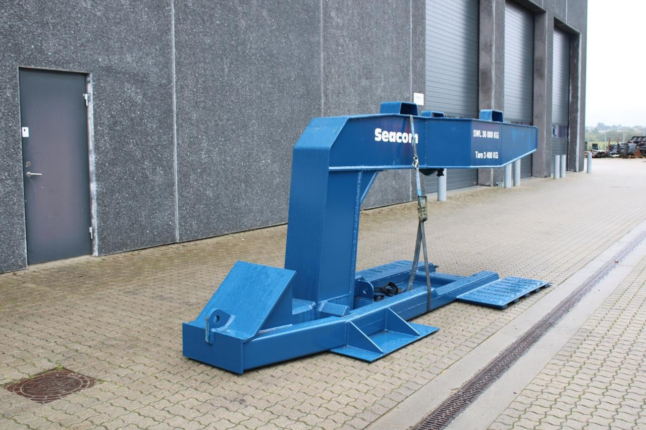 Seacom SEACOM SH36 - Kikötői berendezés: 2 kép. Seacom SEACOM SH36 - Kikötői berendezés: 2 kép.