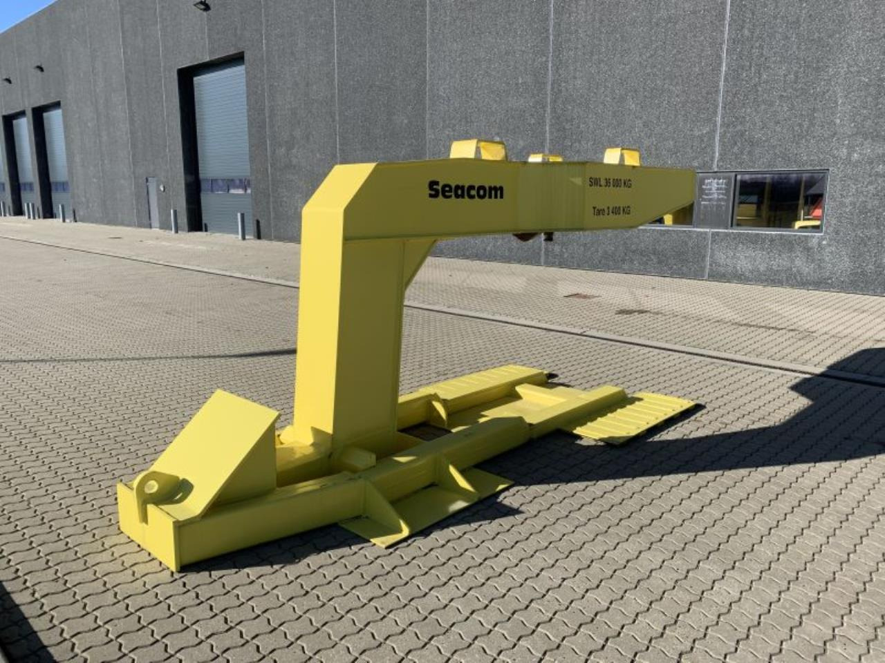 Seacom SEACOM SH36XT - Kikötői berendezés: 4 kép. Seacom SEACOM SH36XT - Kikötői berendezés: 4 kép.