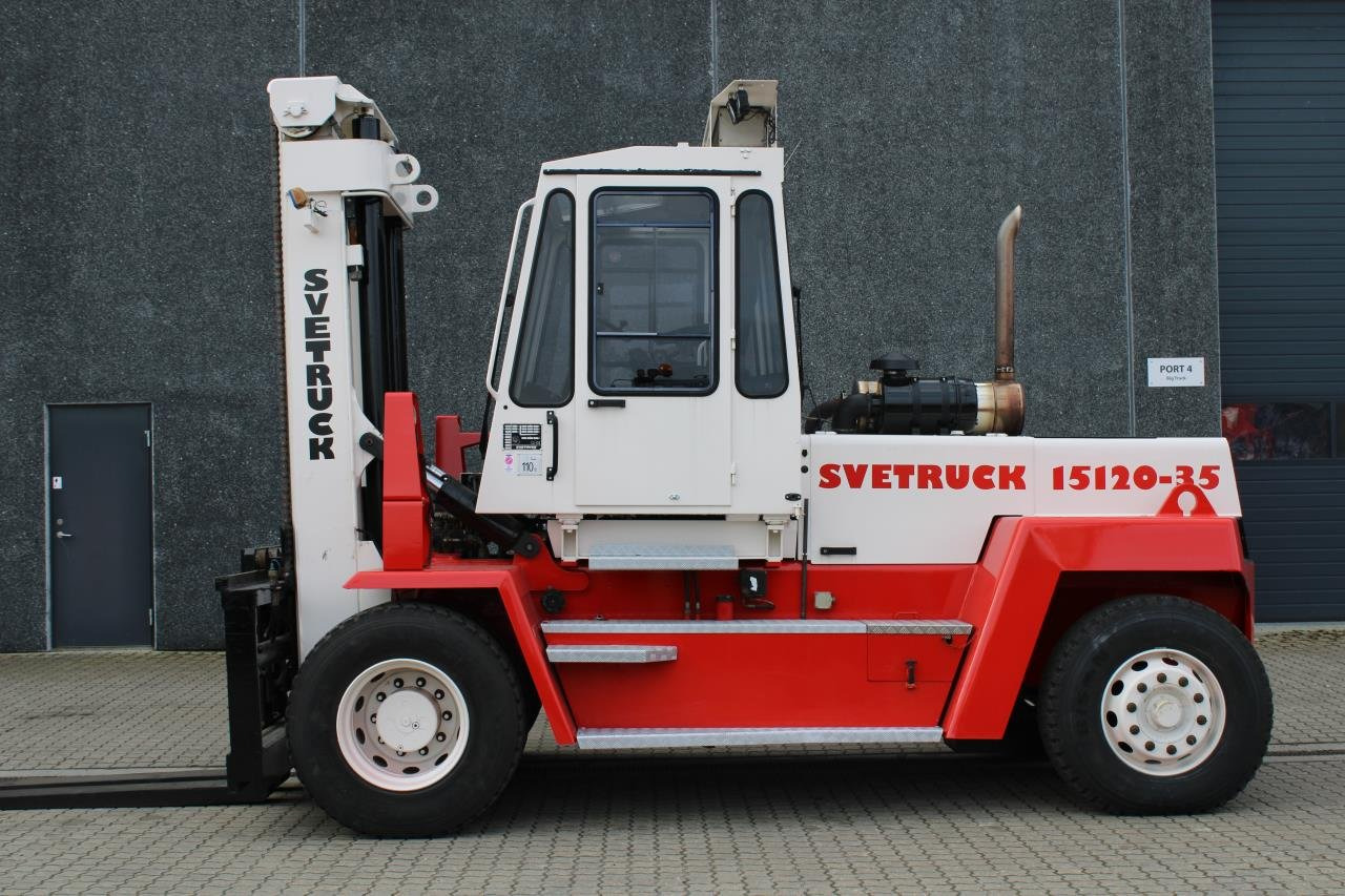 SveTruck 15120-35 - Dízel targonca: 1 kép. SveTruck 15120-35 - Dízel targonca: 1 kép.