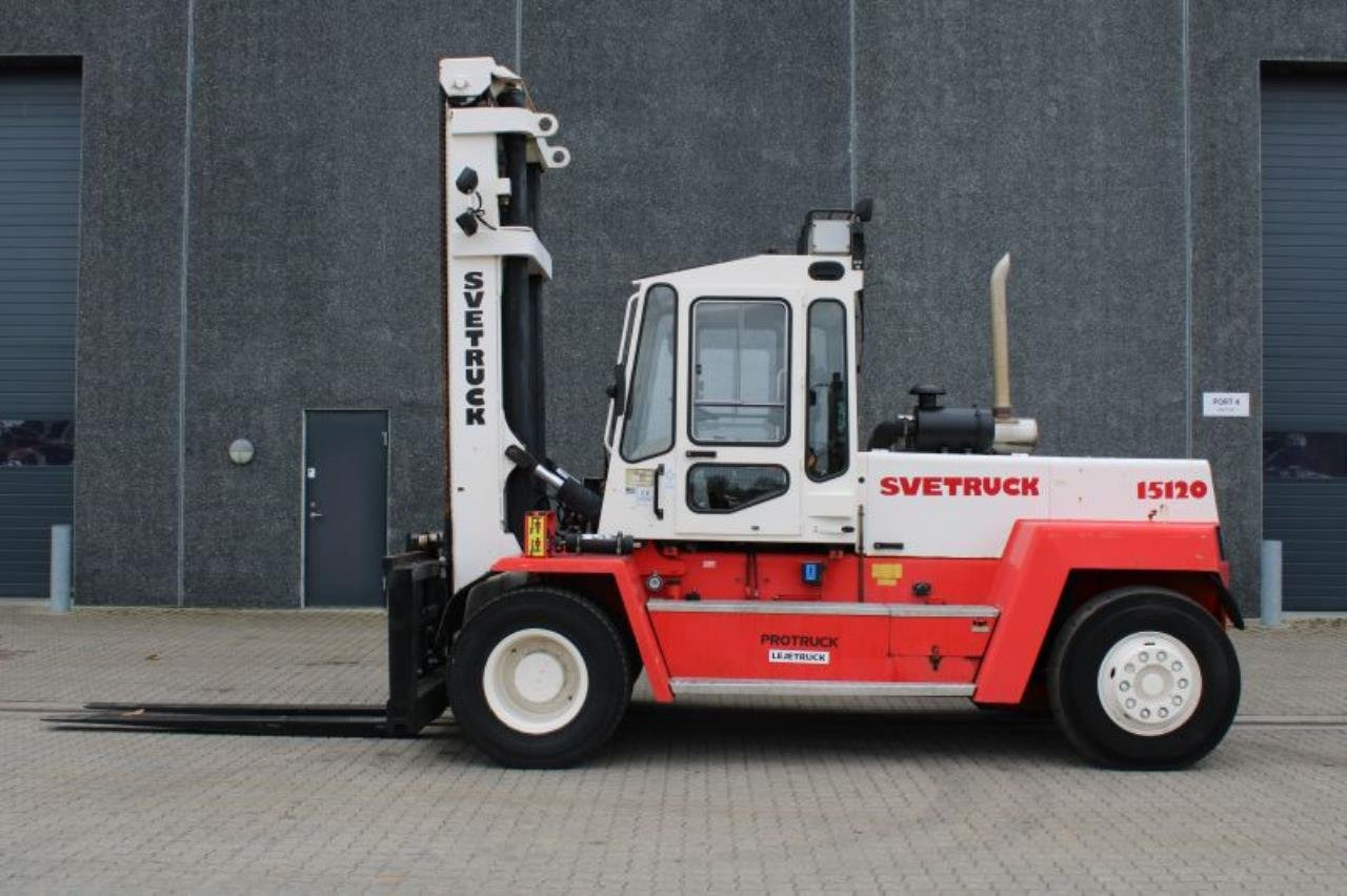SveTruck 15120-35 - Dízel targonca: 1 kép. SveTruck 15120-35 - Dízel targonca: 1 kép.