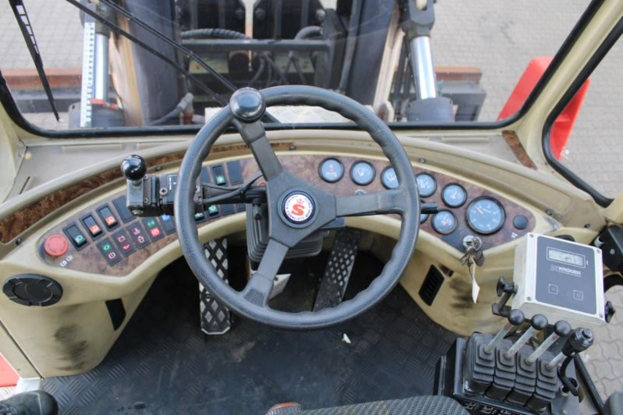 SveTruck 16120-38 - Dízel targonca: 4 kép. SveTruck 16120-38 - Dízel targonca: 4 kép.