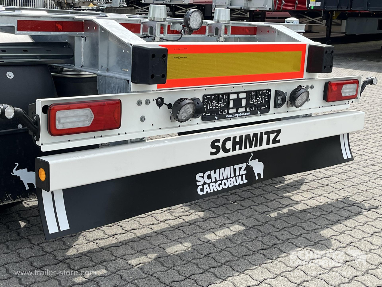 SCHMITZ Anhänger Wechselfahrgestell Maxiausführung - Pótkocsi cserefelépítményes: 5 kép. SCHMITZ Anhänger Wechselfahrgestell Maxiausführung - Pótkocsi cserefelépítményes: 5 kép.
