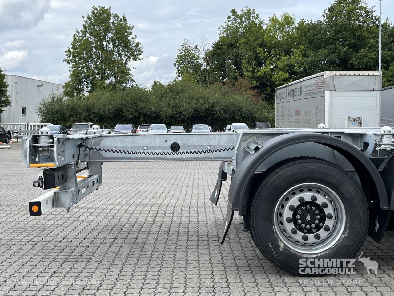 SCHMITZ Auflieger Containerfahrgestell Standard - Félpótkocsi cserefelépítményes: 3 kép. SCHMITZ Auflieger Containerfahrgestell Standard - Félpótkocsi cserefelépítményes: 3 kép.